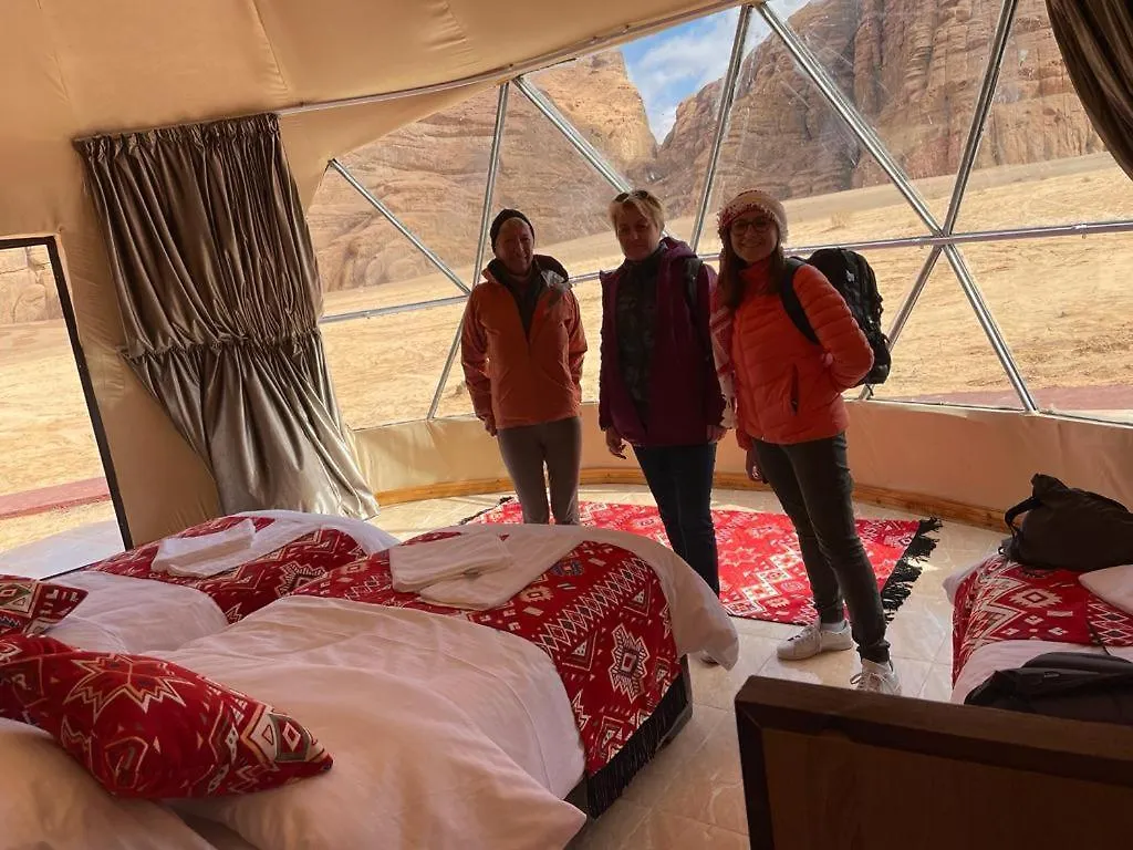 ** Camping Bronze Mountains Camp Wadi Rum Aqaba Jordanien