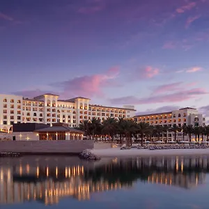 فندق The Westin Saraya &